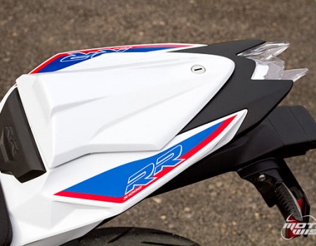 ที่สุดของการรีวิว BMW S1000RR 2015 ประกอบไทย กับการท้าชนรุ่นพี่ HP4 | MOTOWISH 19