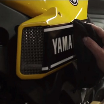 แรงบันดาลใจในตำนาน Yamaha MT-09 flat-tracker สุดเกรี้ยวกราด จากสำนัก Roland Sands | MOTOWISH 100