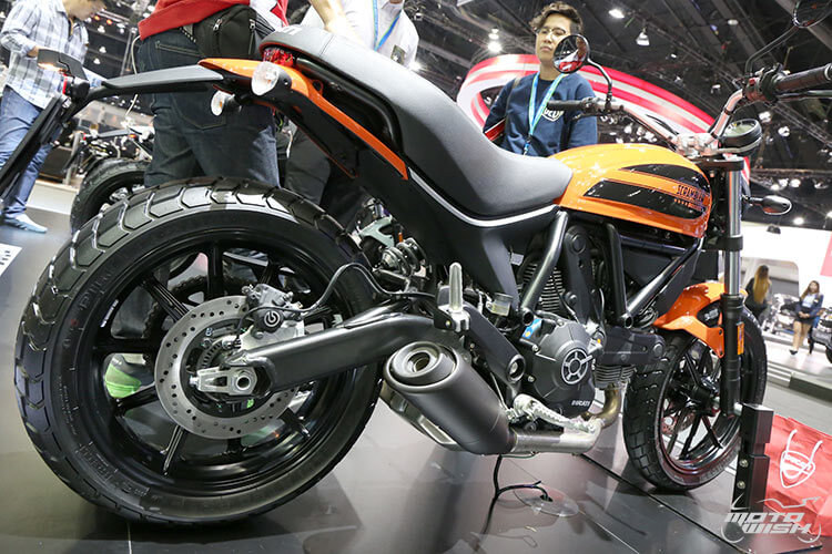 สายชิค สายชิล ห้ามพลาด ตัวจริงเสียงจริง Ducati Scrambler Sixty2 เครื่องยนต์ใหม่ 400 ซีซี (Motor Expo 2015) | MOTOWISH 106