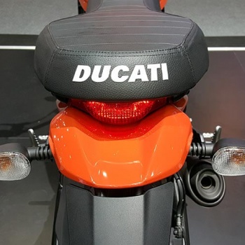 สายชิค สายชิล ห้ามพลาด ตัวจริงเสียงจริง Ducati Scrambler Sixty2 เครื่องยนต์ใหม่ 400 ซีซี (Motor Expo 2015) | MOTOWISH 111