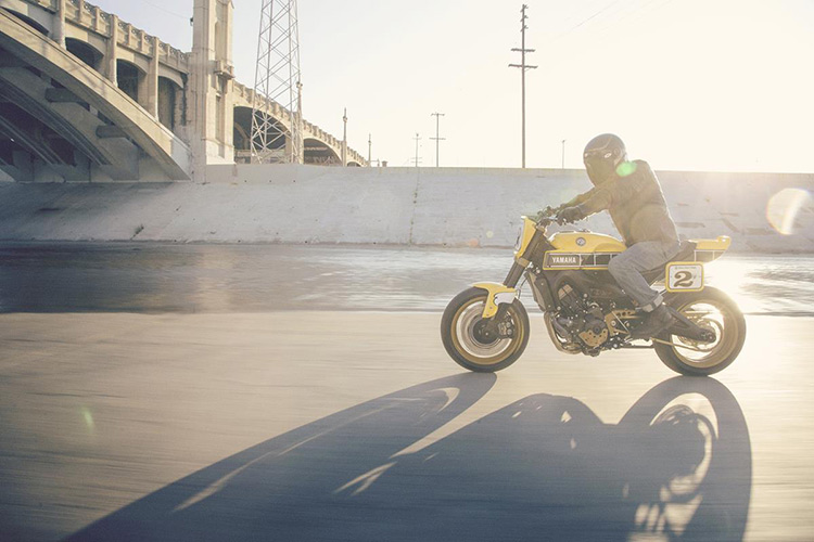 ชมกันแบบจุใจ Yamaha Faster Wasp flat-tracker By Roland Sands - ต้นเดือนเราได้เห็นวีดีโอทีเซอร์ของ Yamaha MT-09 Roland Sands กันไปแล้ว วันนี้เรามีภาพชุดใหญ่ของรถ Yamaha ที่นำพื้นฐานของ MT-09 มาบรรจงสร้างผ่านสำนักแต่งชื่อดัง Motowish Yamaha Faster Wasp flat tracker Roland Sands 21 - ชมกันแบบจุใจ Yamaha Faster Wasp flat-tracker By Roland Sands - ต้นเดือนเราได้เห็นวีดีโอทีเซอร์ของ Yamaha MT-09 Roland Sands กันไปแล้ว วันนี้เรามีภาพชุดใหญ่ของรถ Yamaha ที่นำพื้นฐานของ MT-09 มาบรรจงสร้างผ่านสำนักแต่งชื่อดัง