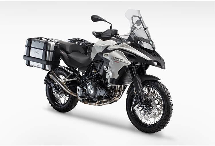 Benelli พร้อมลุย เปิดตัว TRK502 รถแอดเวนเจอร์ไบค์ใหม่ 500 ซีซี (EICMA 2015) | MOTOWISH 95