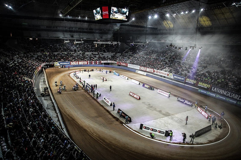 ไฮไลท์การแข่งขัน Superprestigio DTX 2015 Brad Baker ชนะ Marc Marquez สุดมันส์ | MOTOWISH 64