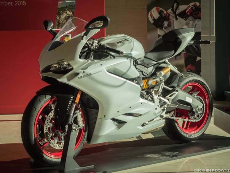 ไปดูกัน มีอะไรใหม่บ้างใน Ducati 959 Panigale 2016 | MOTOWISH 109