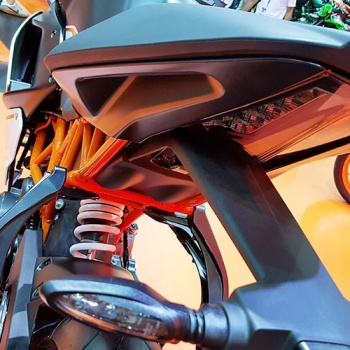 KTM เปิดตัวรถสตรีท 250 Duke และ RC 250 ใหม่ครั้งแรกในประเทศไทย (Motor Expo 2015) | MOTOWISH 109