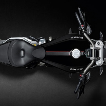Ducati ฉีกกฎ เปิดตัว XDiavel รถคันยักษ์พลังขับสายพาน (EICMA 2015) | MOTOWISH 45