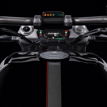 Ducati ฉีกกฎ เปิดตัว XDiavel รถคันยักษ์พลังขับสายพาน (EICMA 2015) | MOTOWISH 42