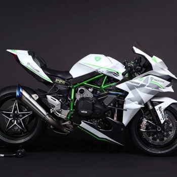 Kawasaki H2R Trickstar สุดโหด กด 385 กิโลเมตร/ชั่วโมง | MOTOWISH 76