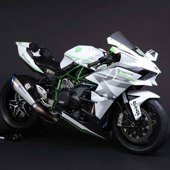 Kawasaki H2R Trickstar สุดโหด กด 385 กิโลเมตร/ชั่วโมง | MOTOWISH 77