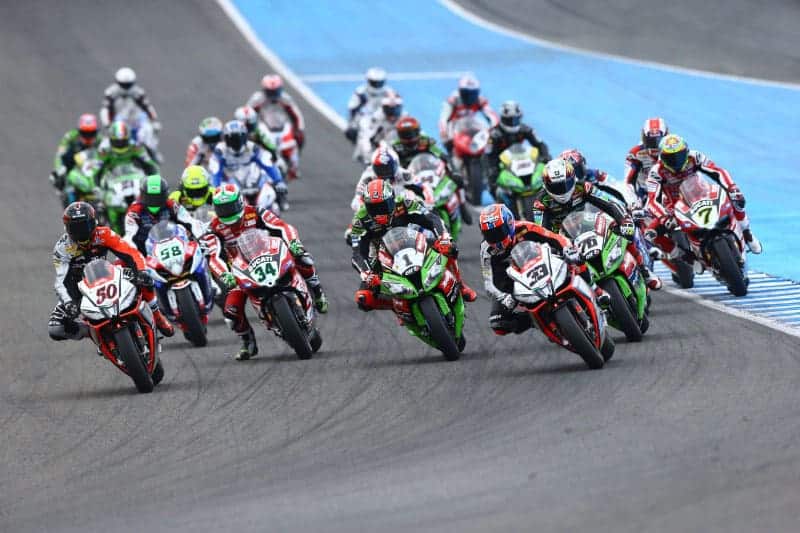 WorldSBK เปลี่ยนตารางเวลาการแข่งขันใหม่ปี 2016  ให้แฟนๆได้สนุกเต็มอิ่มกันมากขึ้น | MOTOWISH 136