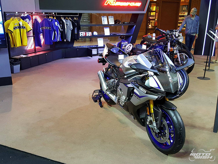 Yamaha อีกหนึ่งบูธที่ขาดไม่ได้ ขนรถมาเต็ม พกกิจกรรมมาเพียบ (BMF 2016) | MOTOWISH 98