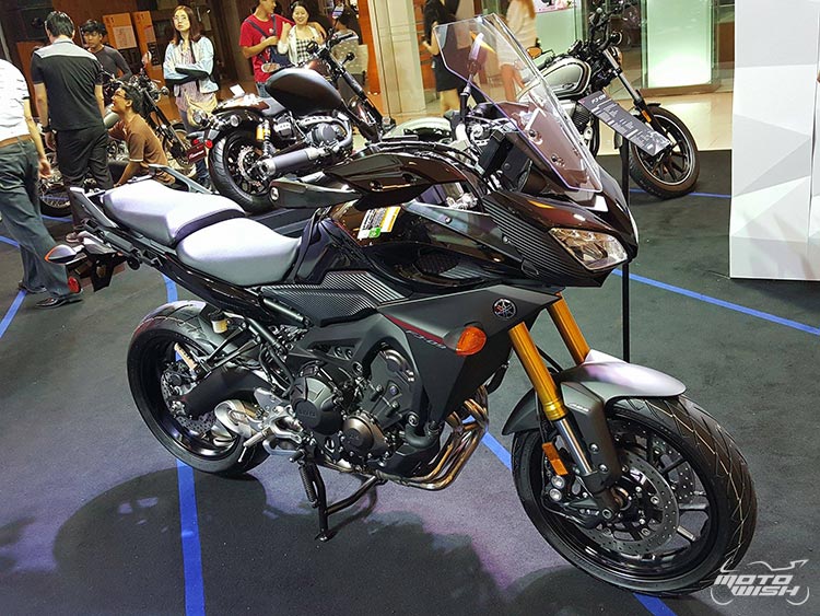 Yamaha อีกหนึ่งบูธที่ขาดไม่ได้ ขนรถมาเต็ม พกกิจกรรมมาเพียบ (BMF 2016) | MOTOWISH 99