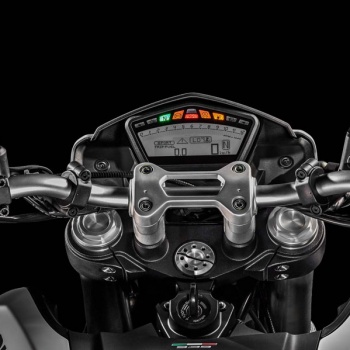 ชมแบบจุใจกับภาพชุดใหญ่ Ducati Hypermotard 939 | MOTOWISH 11