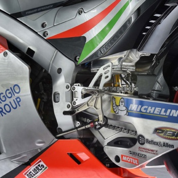 RS-GP 2016 รถแข่งโมโตจีพีลำใหม่ แห่งค่าย Aprilia | MOTOWISH 52