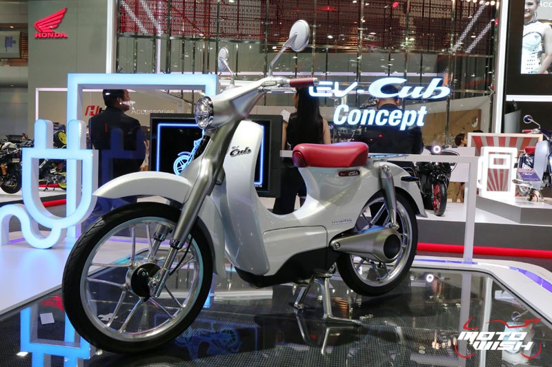 Honda พาสนุก กับบูธสุดไฮเทค พร้อมเผยโฉม EV-Cub, NC750X และรถคอนเซปต์อีกเพียบ (MOTOR SHOW 2016) | MOTOWISH 182