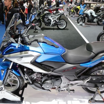 Honda พาสนุก กับบูธสุดไฮเทค พร้อมเผยโฉม EV-Cub, NC750X และรถคอนเซปต์อีกเพียบ (MOTOR SHOW 2016) | MOTOWISH 175