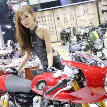 Triumph จัดทัพใหญ่ รถใหม่, รถลิมิเต็ด, ชุดแต่งเด็ดๆ และโปรฯมาเพียบ (MOTOR SHOW 2016) | MOTOWISH 39