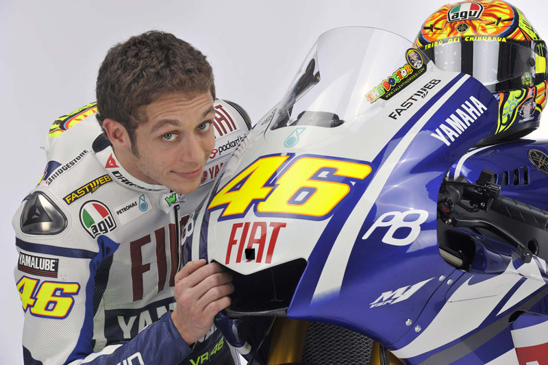 สาวก Valentino Rossi มีเฮ เมื่อ Yamaha ต่อสัญญา "พ่อหมอ" อีก 2 ปี | MOTOWISH 77