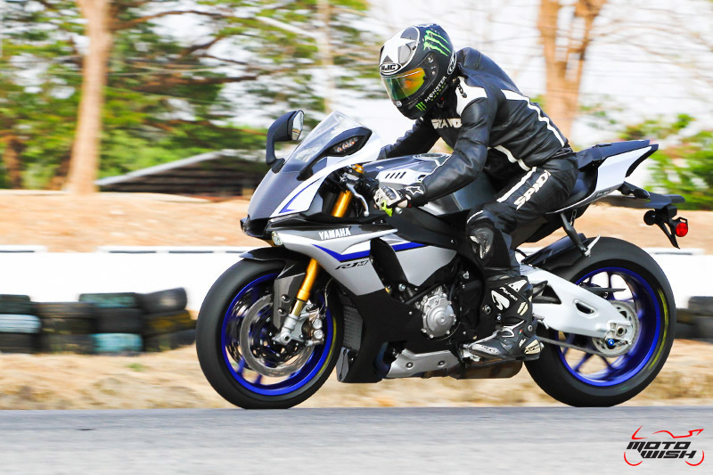 Review : Yamaha YZF-R1M VS R1 60th Anniversary Edition ครั้งแรกในไทย | MOTOWISH 140