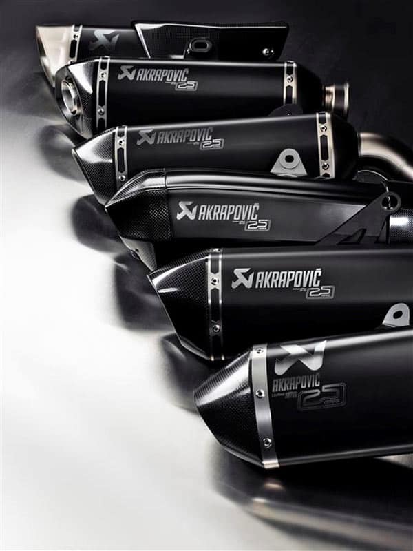 Akrapovic ฉลองครบรอบ 25 ปี เปิดตัวท่อไอเสียสุดลิมิเต็ด 25 ใบในโลก | MOTOWISH 31