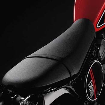 motowish-yamaha-scr950-10 Yamaha SCR950 สแครมเบลอร์สุดชิค ที่พลิกโฉมมาจากครุยเซอร์สุดแนว | MOTOWISH 73