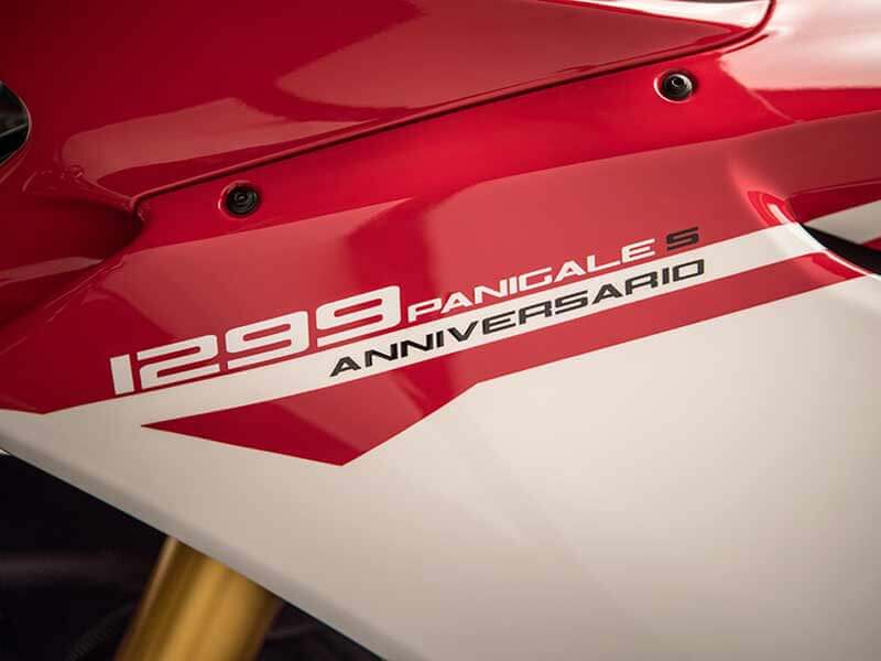 เปิดตัวแล้ว!!  Ducati 1299 Panigale S Anniversario รถสุดลิมิเต็ดฉลอง 90 ปีดูคาติ | MOTOWISH 30