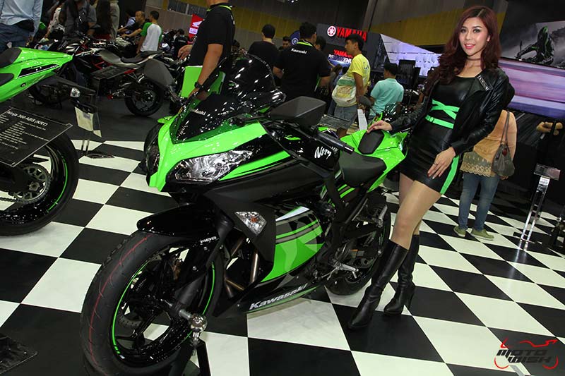 Kawasaki เปิดตัว Ninja ลายกราฟฟิกใหม่ พร้อมจำหน่ายครั้งแรกในงาน Big Motor Sale 2016 | MOTOWISH 170