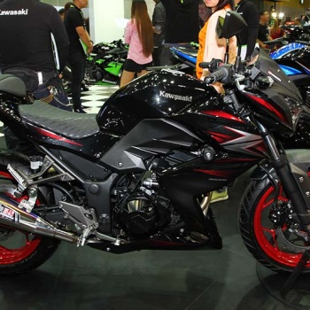 Kawasaki เปิดตัว Ninja ลายกราฟฟิกใหม่ พร้อมจำหน่ายครั้งแรกในงาน Big Motor Sale 2016 | MOTOWISH 165