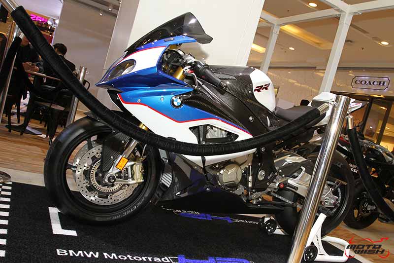 พาชมงาน BMW Xpo 2016 รถสวยๆพร้อมโปรโมชั่นที่ Central World | MOTOWISH 146