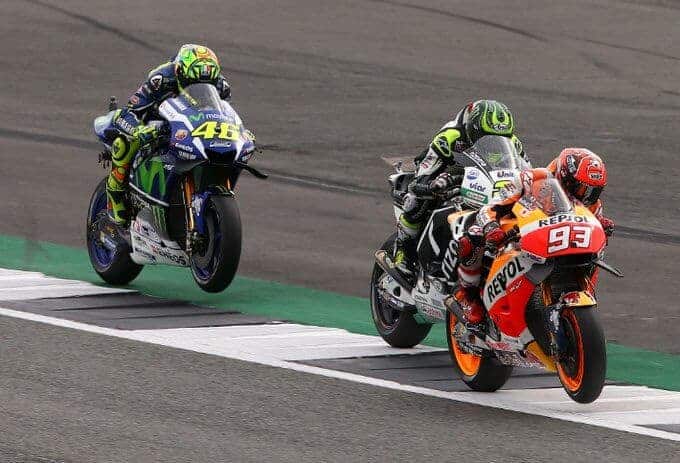 ดูย้อนหลัง MotoGP สนามที่ 13 มิซาโน่เซอร์กิต หักปากกาเซียน แถมคลิปพ่อหมอกับโซ่ดราม่าภาค 2 !!! | MOTOWISH 138