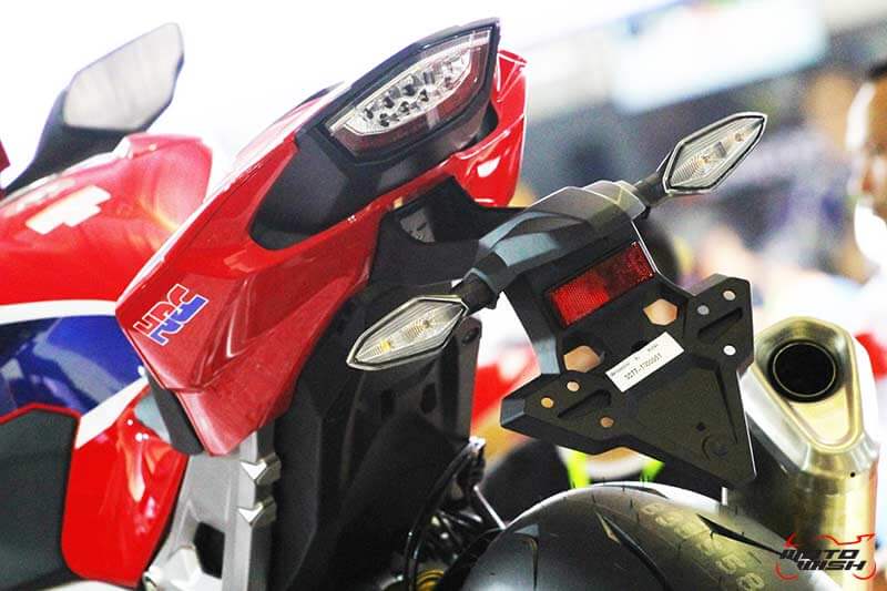 Preview : CBR1000RR SP 2017 เจาะทุกช็อตจากรถจริงก่อนวางจำหน่าย | MOTOWISH 102