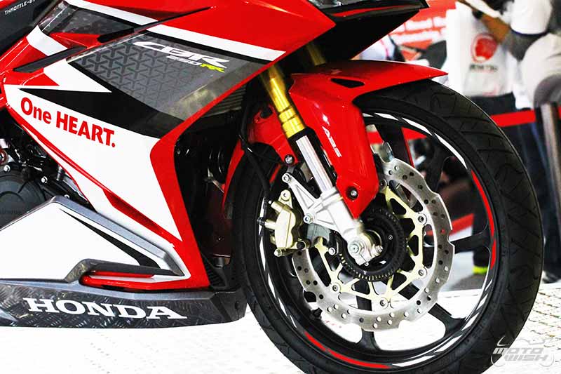 Preview : CBR250RR 2017 สเต็ปนี้ขายในไทยเปิดราคาเท่าไรดี !!! | MOTOWISH 29