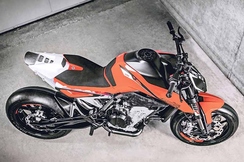 KTM DUKE 2017 รุกตลาดอัพทุกซีรี่ย์ 125, 250, 390, 790, Super Duke R (EICMA 2016) | MOTOWISH 84