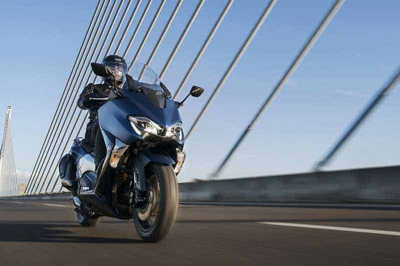 Yamaha T-Max 2017 พลิกโฉมทั้งที โชว์ของดีถึง 3 รุ่น (EICMA 2016) | MOTOWISH 157