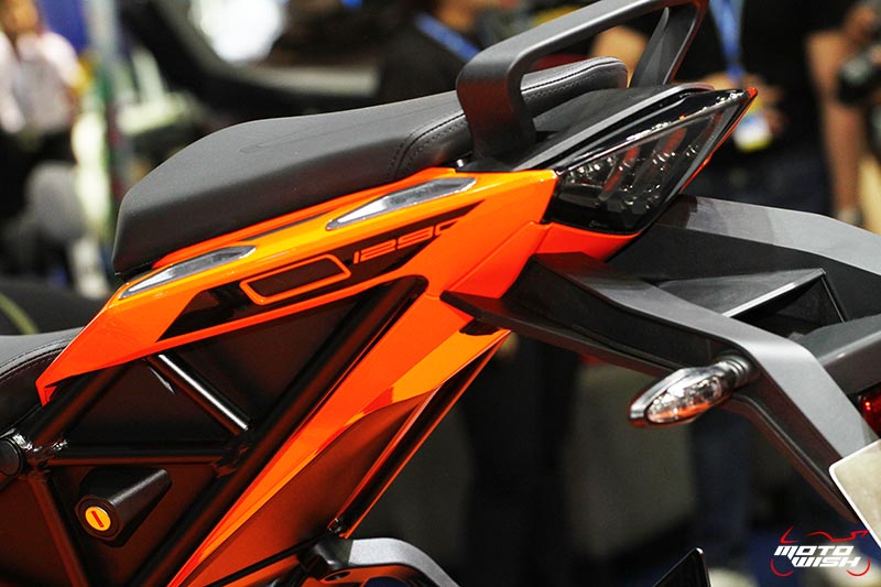 KTM เปิดตัวสุดยอดรถสปอร์ตทัวร์ริ่ง 1290 Super Duke GT (Motor Expo 2016) | MOTOWISH 109