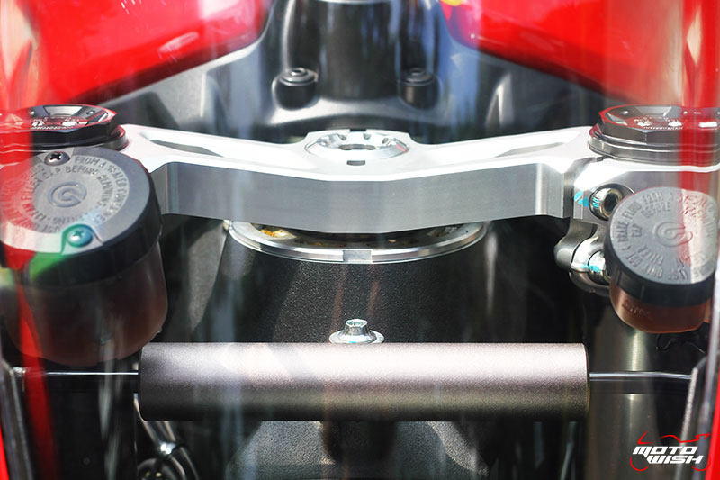 Review : Ducati 959 Panigale หล่อ หรู แบบมีเอกลักษณ์ | MOTOWISH 106