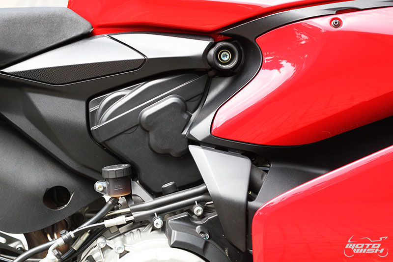 Review : Ducati 959 Panigale หล่อ หรู แบบมีเอกลักษณ์ | MOTOWISH 108