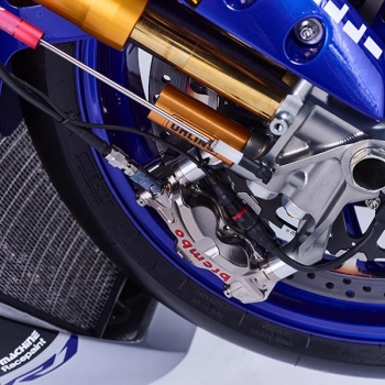 motowish-Yamaha-YZF-R1-World-Superbike-Race-Bike-13 motowish-Yamaha-YZF-R1-World-Superbike-Race-Bike-13