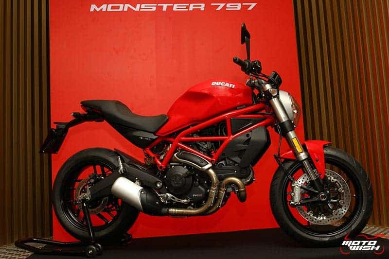 เจาะทุกช็อตกับรถใหม่ Ducati Monster 797 ราคาสะเทือนวงการ 399,000 บาท | MOTOWISH 31