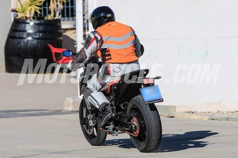 ชมภาพ Spy Shots KTM 790 Duke เผยโฉมสุดท้ายก่อนผลิตจริง พร้อมออกซิ่งปี 2018 | MOTOWISH 151