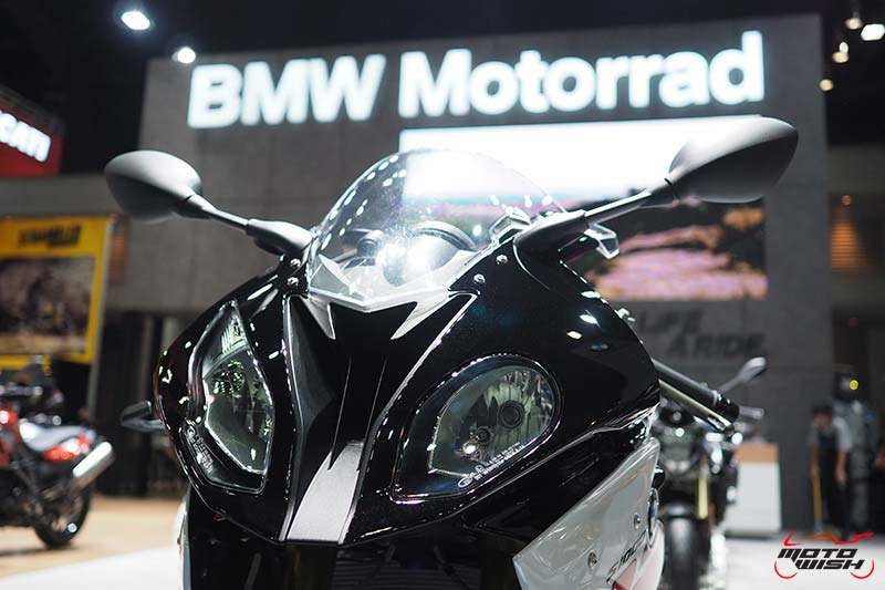 BMW S1000RR 2017 สีใหม่ ลายใหม่ เพิ่มออฟชั่นให้ฉลามดุขึ้น (Motor Show 2017) | MOTOWISH 10