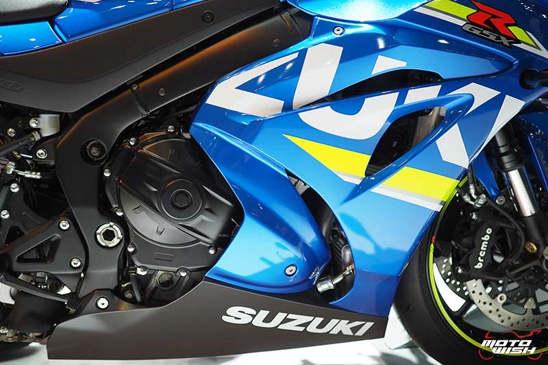 Suzuki เปิดตัวเจ้าสนามคันใหม่ GSX-R1000 & GSX-R1000R ราคาเริ่มต้นเร้าใจ 6.89 แสน (Motor Show 2017) | MOTOWISH 74