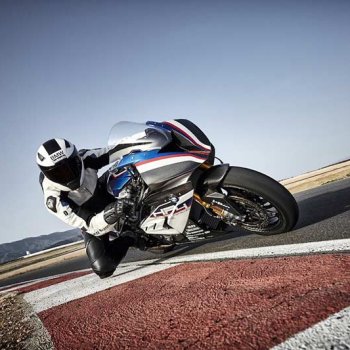 สุดตะลึง หล่อ แรง โหด!! เปิดโฉมหน้า BMW HP4 Race พร้อมรายละเอียด | MOTOWISH 23