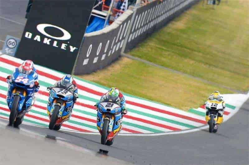 ย้อนหลังการแข่งขัน Moto2 2017 สนามที่ 6 เสียบในใส่กันยับมันส์กว่าโมโตจีพีอีก ใครไม่เคยดูห้ามพลาด!!! | MOTOWISH 40