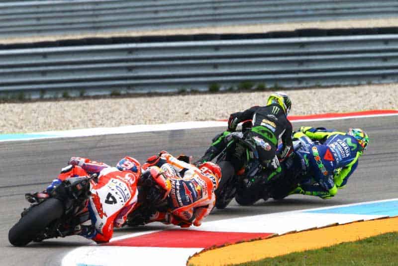 ย้อนหลังการแข่งขัน MOTOGP 2017 สนามที่ 8 Dutch GP ป๋าติดปีกบินขึ้นโพเดียม | MOTOWISH 137