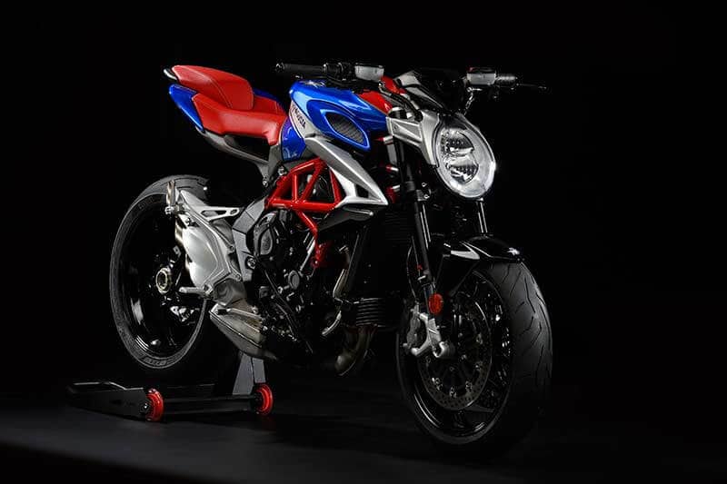 MV Agusta เผยโฉมรถเวอร์ชั่นพิเศษ Brutale 800 “America” สีสันสุดติ่ง มีเพียง 50 คันในโลก | MOTOWISH 154