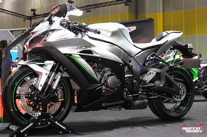 Kawasaki เปิดตัว ZX-10R สีใหม่ พร้อมจัดโปรโมชั่นเต็มๆทุกรุ่นในงาน (BIG Motor Sale 2017) | MOTOWISH 108