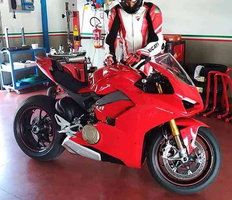 ใช่หรือไม่? เผยให้เห็นเต็มๆ กับว่าที่ Ducati Desmosedici Stradale เครื่อง V4 สุดว๊าวววว | MOTOWISH 159