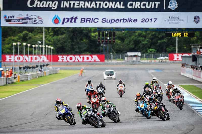 ระเบิดความมันส์ ถ่ายทอดสดการแข่งขัน PTT BRIC Superbike Championship 2017 สนามที่ 3 | MOTOWISH 15