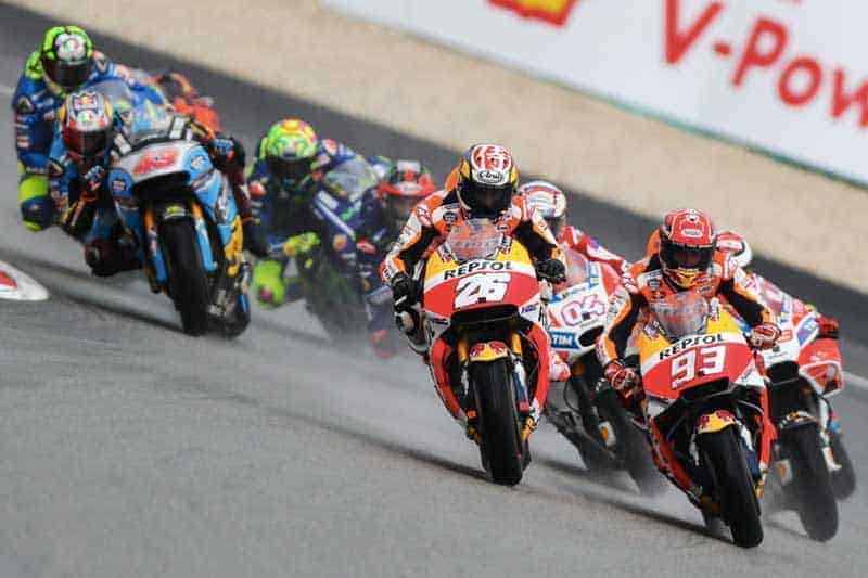 ย้อนหลังการแข่งขัน MotoGP 2017 สนามที่ 17 โดวิ พุ่งฝ่าสายฝนกดแชมป์ไล่แต้ม มาเกซ | MOTOWISH 119